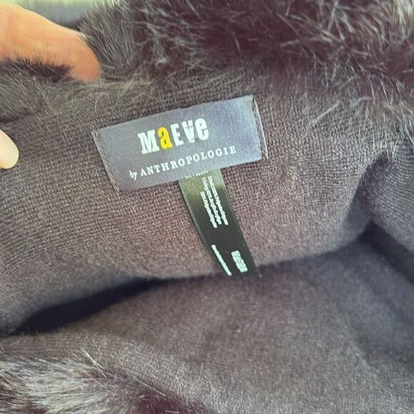 Maeve  stole - Picture 5 of 5